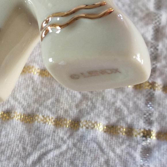 Lenox gingerbread collectible ornament - Picture 3 of 3